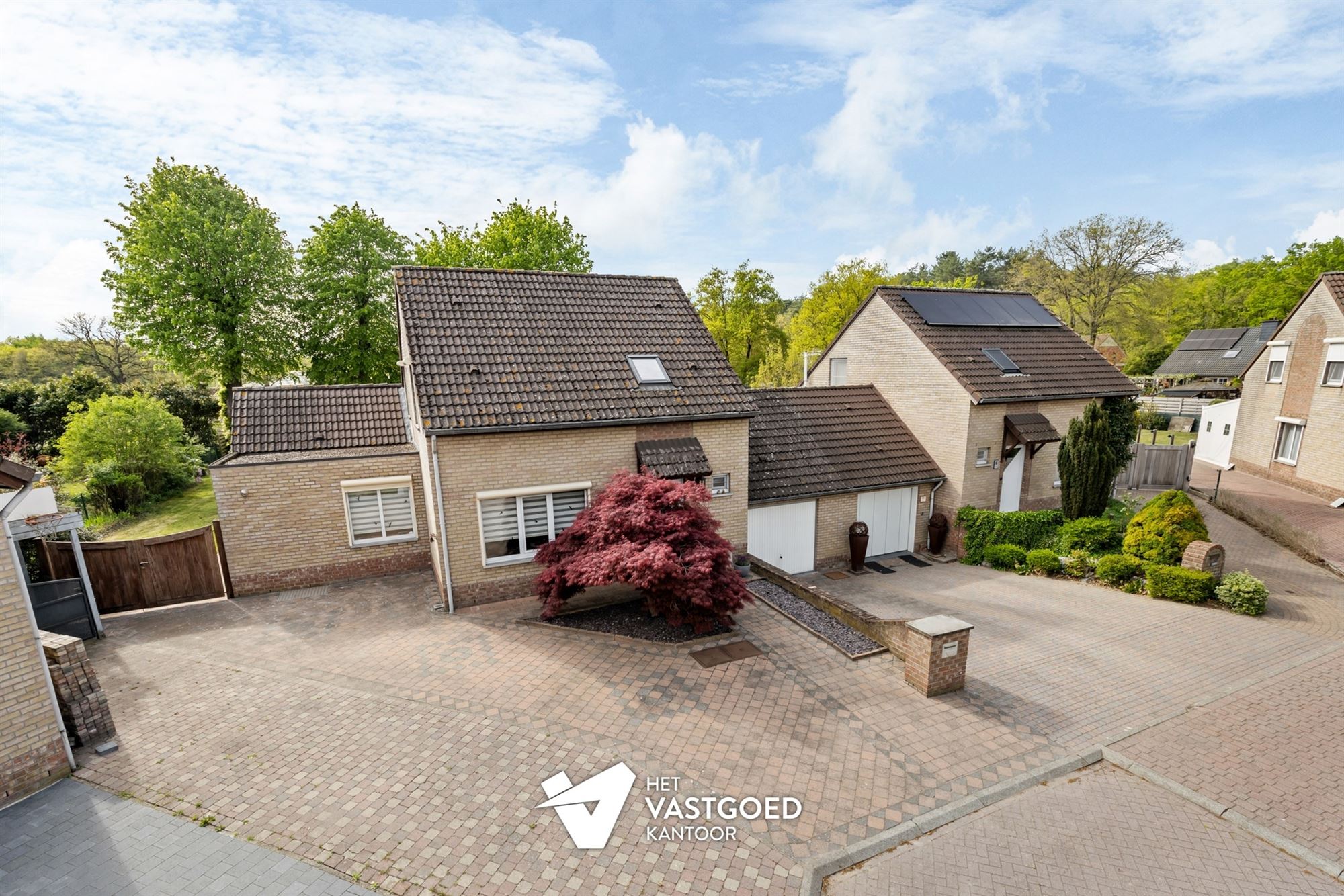 PERFECT ONDERHOUDEN INSTAPKLARE WONING MET 4 SLAAPKAMERS OP EEN PERCEEL VAN 8A 19CA TE LEOPOLDSBURG - foto 2