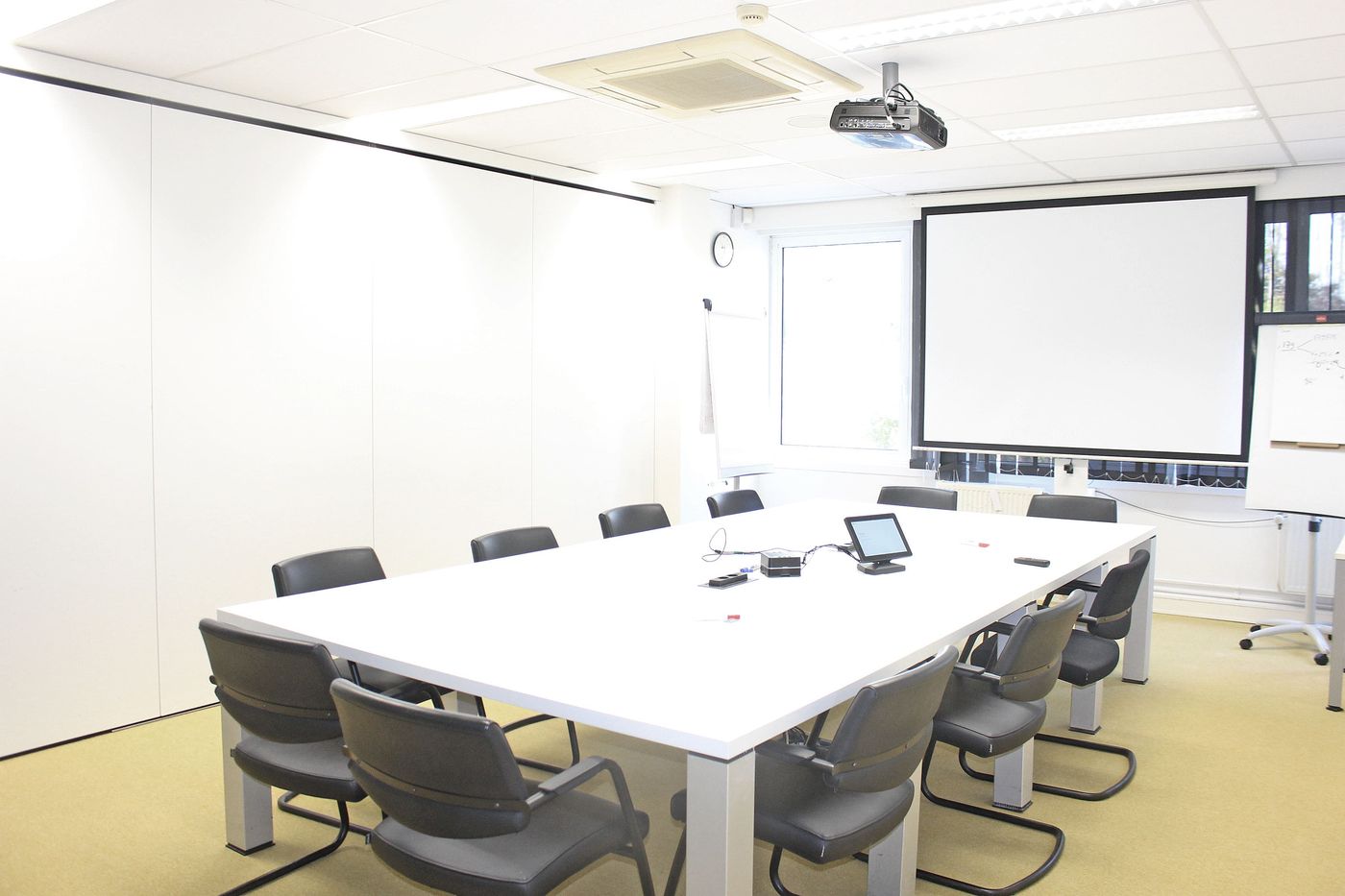 Verhuurde kantoren te koop in Grimbergen - photo 2