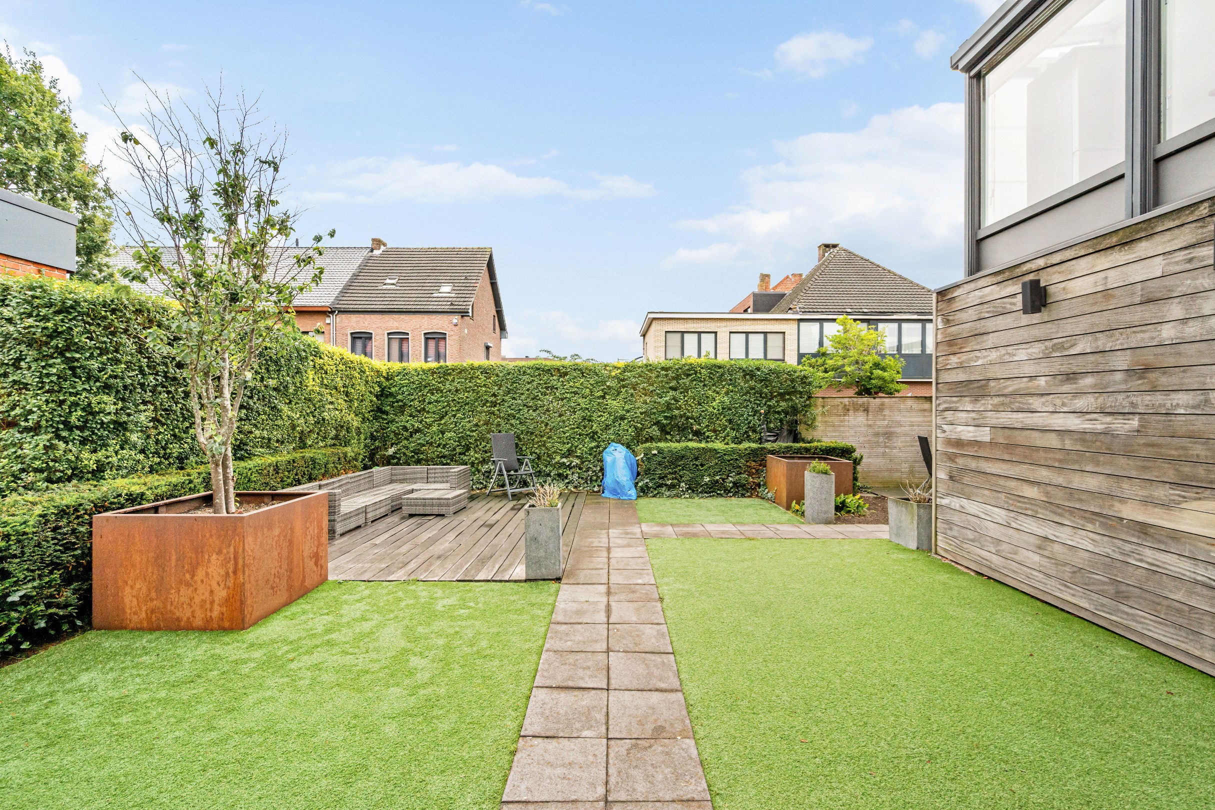Instapklare Bel-Étage-Woning met ruime garage, tuin en 4 slaapkamers - foto 5