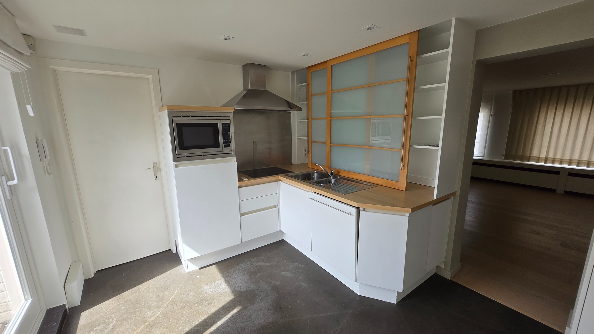 Instapklare woning met 3 slaapkamers, ruim terras en garage - foto 5