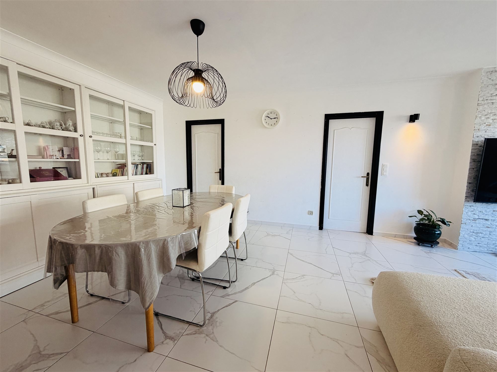 Ruim Appartement Te Koop - foto 4