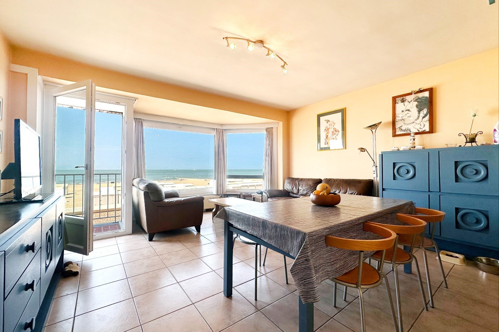 Exclusief Triplex Appartement op de Zeedijk van Wenduine – Luxe, Comfort en Zeezicht! - foto 3