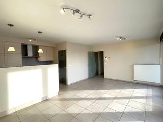 Aangenaam, energiezuinig appartement met 2 slaapkamers ....In deze kleine residentie vinden we dit gezellig appartement op de eerste verdieping. Bij...