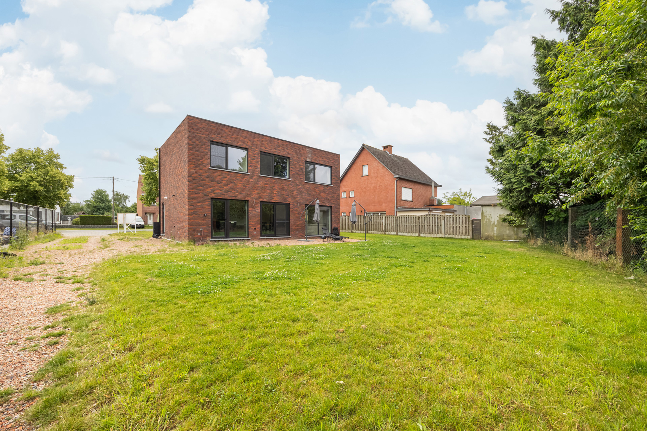 Recente (2023), energiezuinige woning met 4 slpk en tuin - foto 4