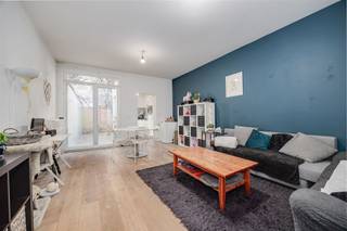 Cet appartement confortable d'une chambre à coucher est situé dans un emplacement de choix à proximité du quartier vert. Un quartier animé et...