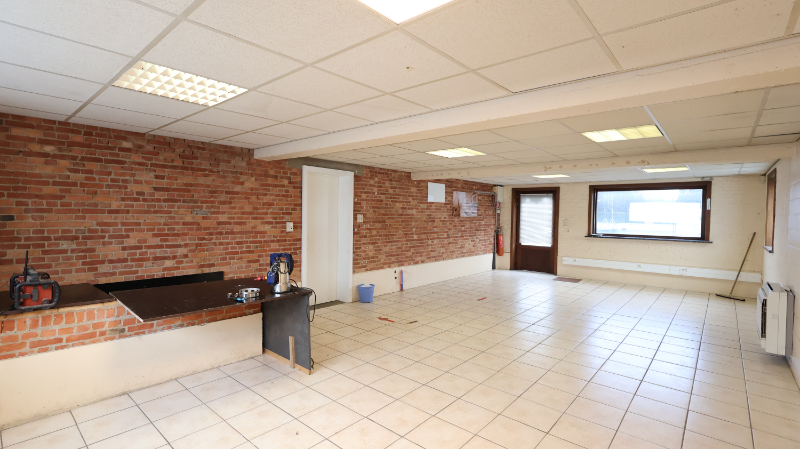 Commercial for rent in Roeselare - photo 2