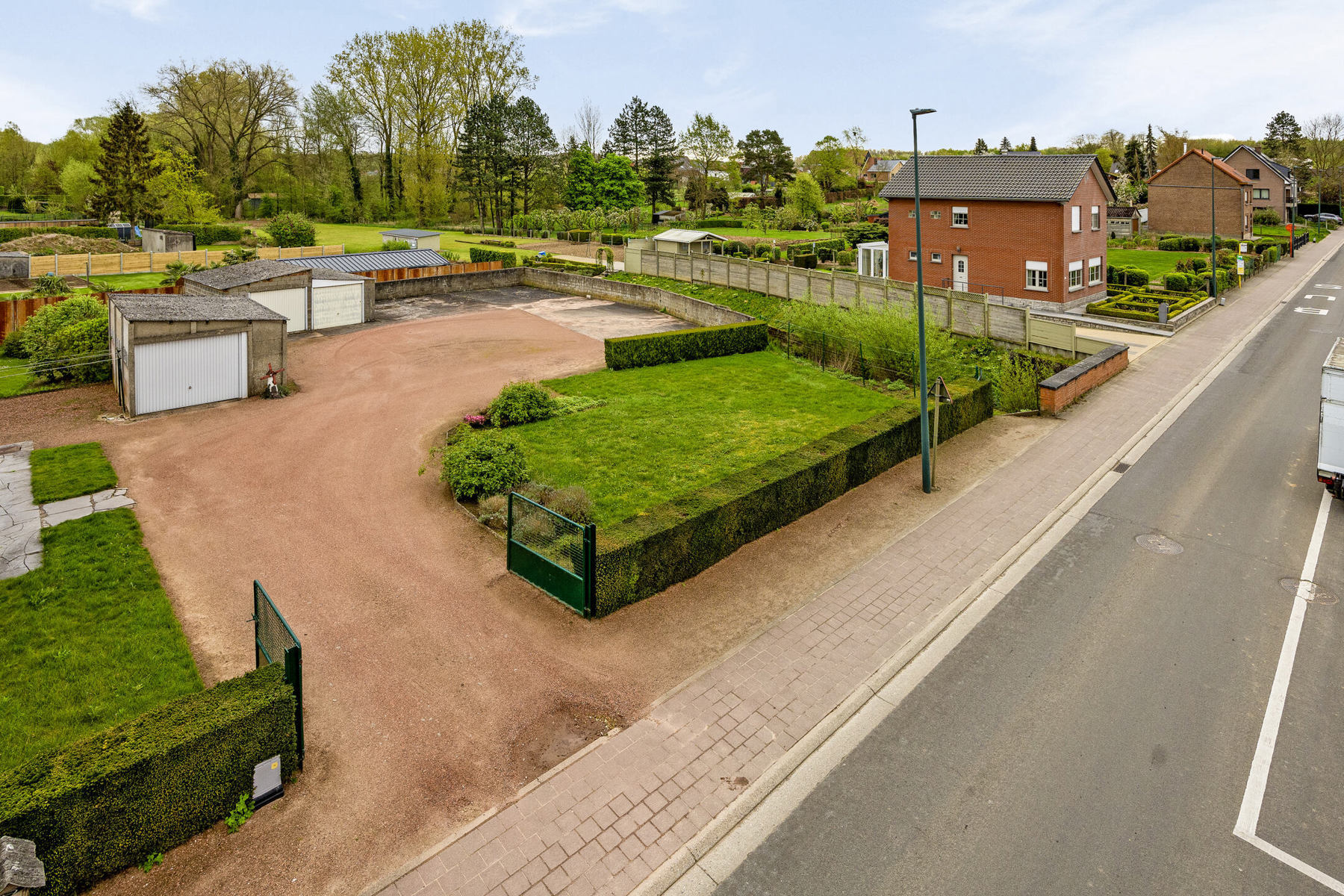 Bouwgrond van 9 are 90 ca in centrum van Vossem. Toplocatie - foto 2