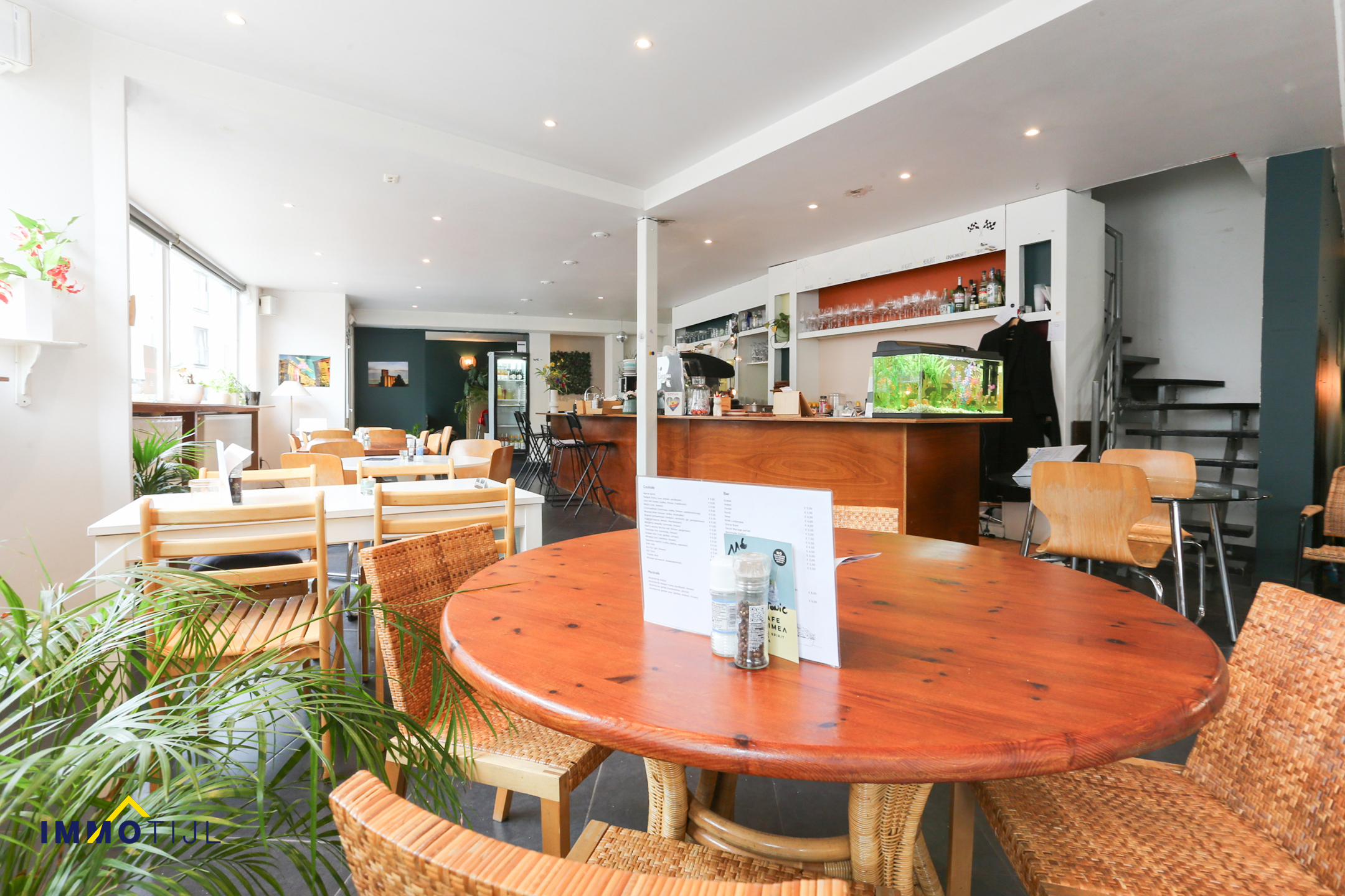 Uniek handelspand met ruime woonst op toplocatie in Merchtem - foto 4