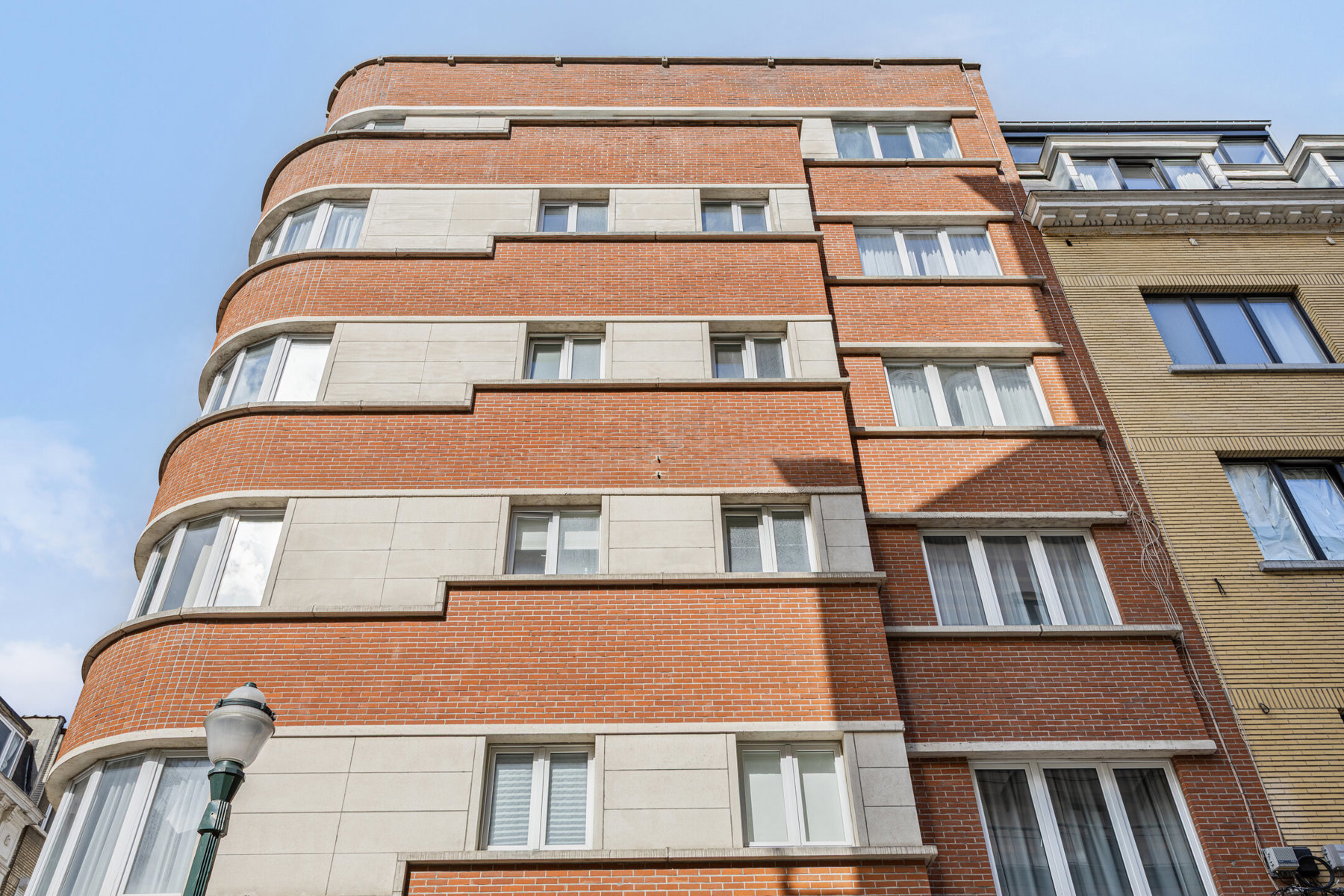 Apartment for sale in Brussels with 1 bedroom - photo 2