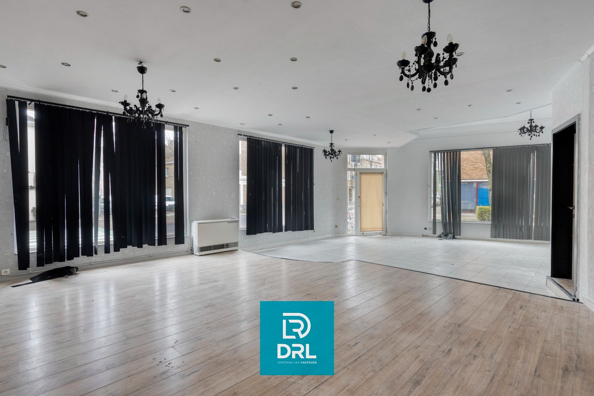 Commercial for sale in Ostend with 6 bedrooms - photo 5