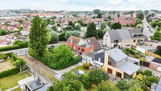 Afbraakpand/bouwgrond op een zeer mooie rustige ligging te koop te Bredene Maria-Duyne. In de nabijheid kan je heerlijk gaan ontspannen in...