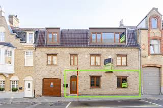 Fully renovated GLV apartment, terrace and 2 bedrooms ...