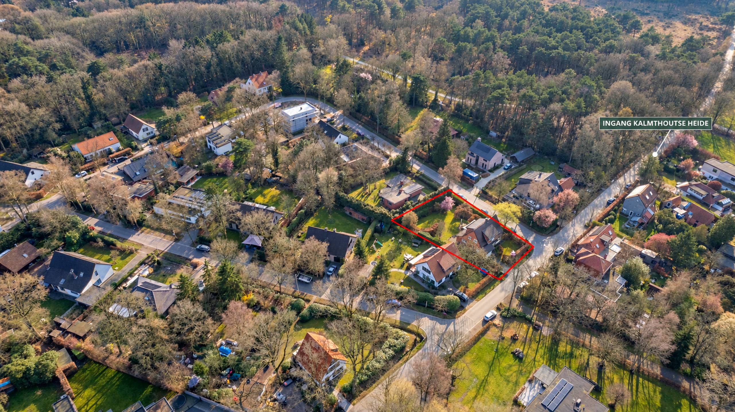 Karaktervolle vrijstaande woning met 3 slaapkamers, veranda en prachtig aangelegde tuin op toplocatie aan de Kalmthoutse Heide - foto 3