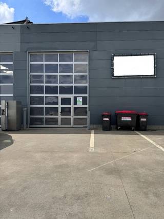 Commercial for rent in Koekelare