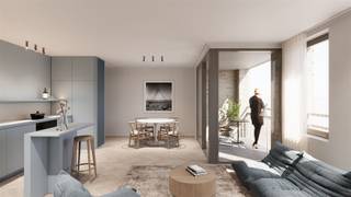 Ontdek dit appartement van 97,70 m² met een bijzonder functionele indeling, ideaal voor een gezin of als investering.De centrale inkomhal verdeelt de ruimtes op een doordachte manier. De lichtrijke leefruimte met salon- en eetgedeelte sluit aan op een moderne en gezellige open keuken. Vanuit de keuken heeft u toegang tot het terras van 5,43 m², perfect om te genieten van een private buitenruimte.Het nachtgedeelte omvat drie volwaardige slaapkamers die comfort en flexibiliteit bieden (slaapkamer, bureau, kinderkamer, enz.).Het appartement beschikt over een badkamer met ligbad, een aparte douchekamer en een afzonderlijk toilet, wat zorgt voor extra comfort in het dagelijks leven.Dankzij de duidelijke scheiding tussen leef- en slaapgedeelte combineert dit appartement functionaliteit, lichtinval en een optimale benutting van de ruimtes.