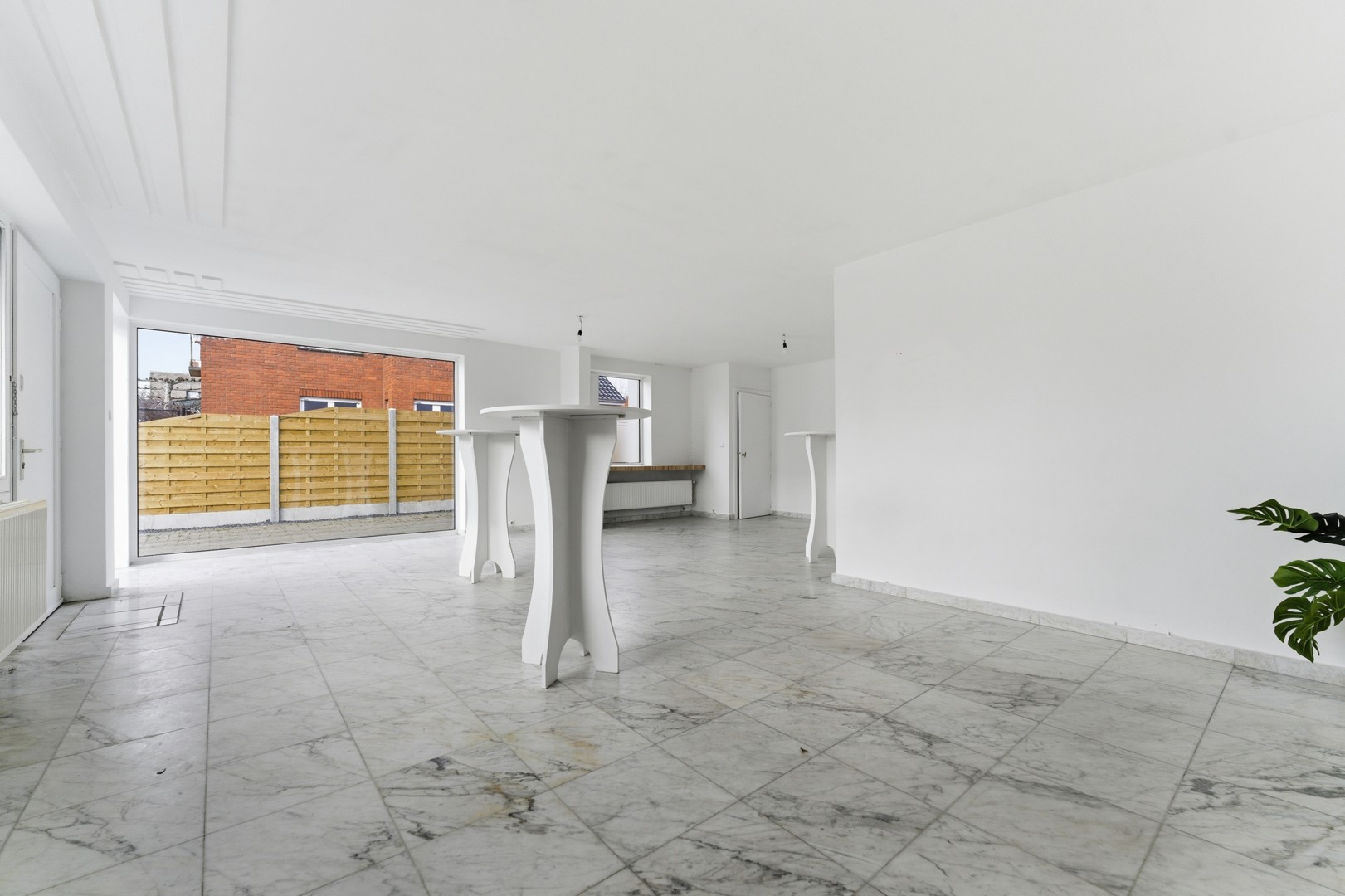 Karaktervolle woning met praktijk- of handelsruimte op toplocatie te Zillebeke! - foto 2