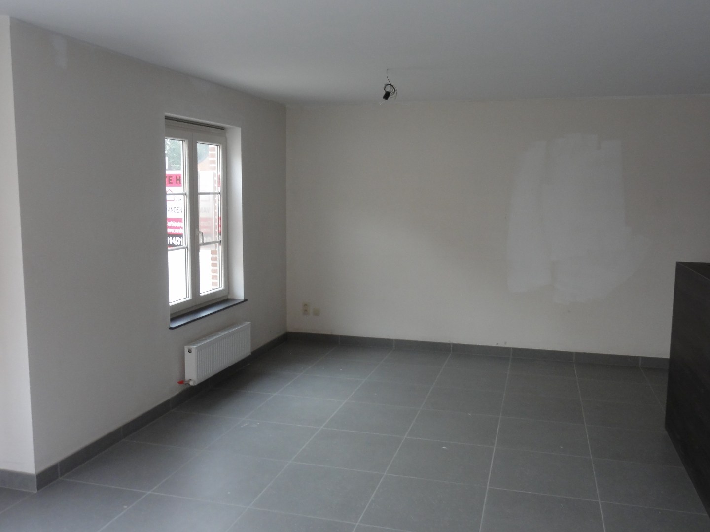 Gelijkvloers appartement met 2 slaapkamers en tuin te Dessel! - foto 2