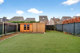 Deze aangename woning combineert comfortabel wonen met een uitstekende ligging. Ze bevindt zich in een rustige woonwijk, op korte afstand van...