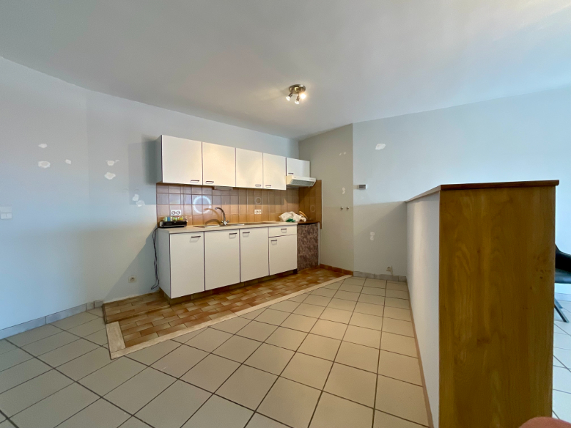 Ruim appartement met 2 slaapkamers en autostaanplaats - foto 4