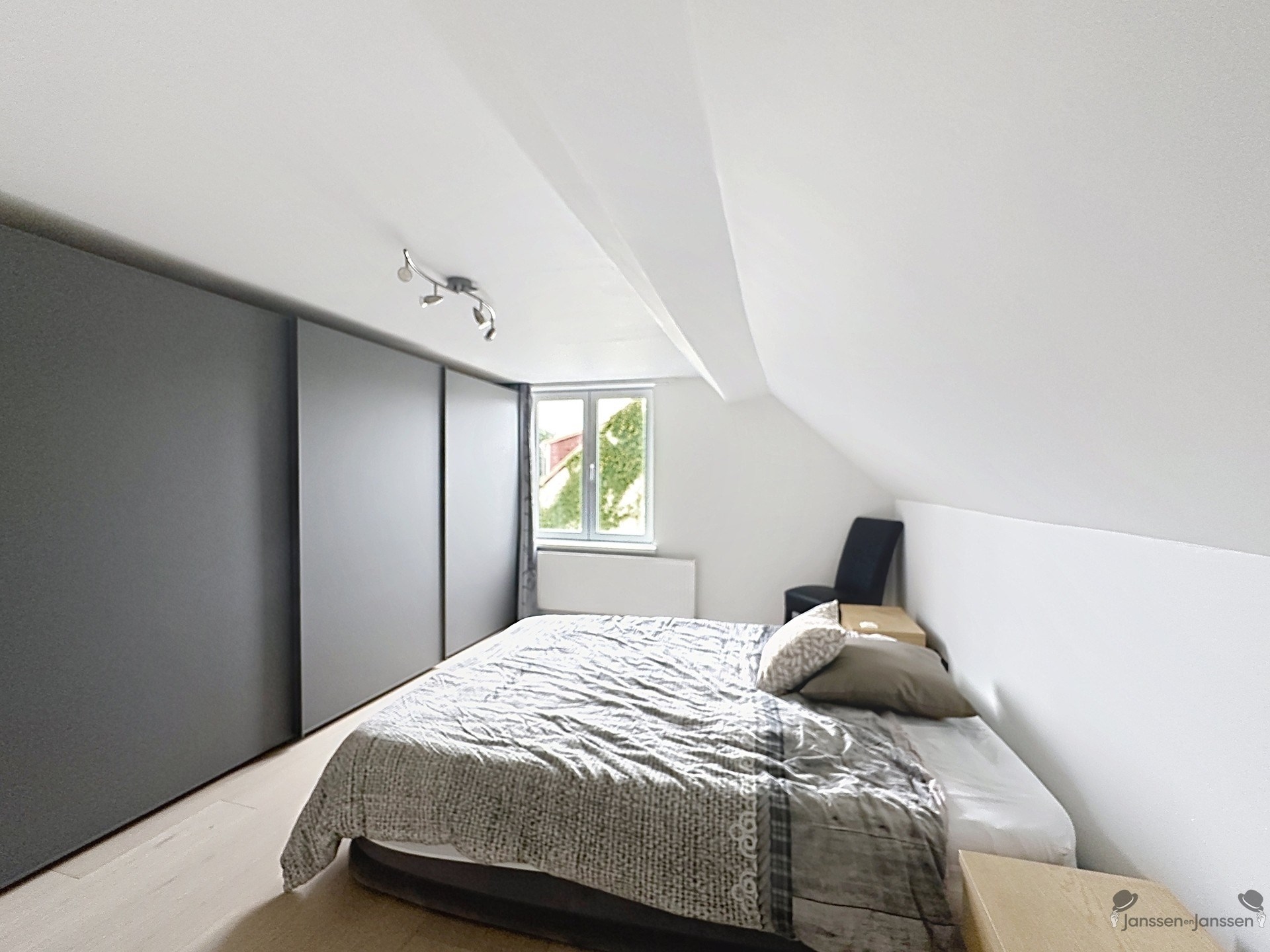 Maison - photo 5