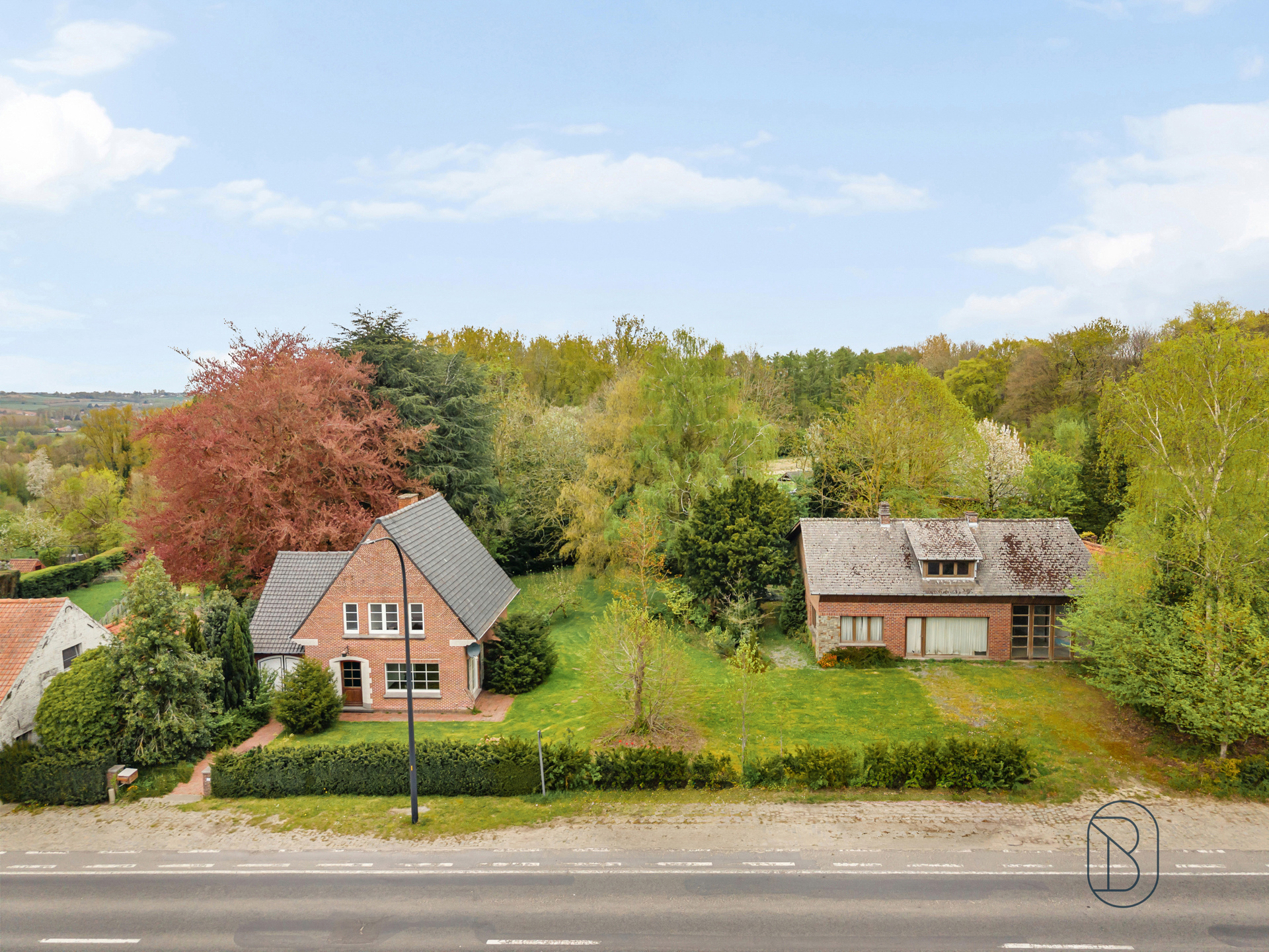 Te renoveren karaktervolle woning &amp; atelier op 4600m2 - foto 2