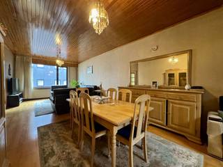 <p>This spacious family home in Willebroek is ideally located, close to stores, schools and public transport.</p><p>On the ground floor, you enter the house through the entrance hall, which gives access to a bright living room. Then you will find the kitchen and a cozy veranda overlooking the garden. Furthermore, on this level there is a first bathroom and a separate toilet.</p><p>The second floor has three full bedrooms and a second bathroom. On the attic floor there are two additional bedrooms, ideal as children's rooms, office or hobby room.</p><p>There is also a practical basement for additional storage space. Outside you will enjoy a pleasant city garden, perfect for unwinding or cozy dining.</p><p>In short, a spacious and versatile home with plenty of possibilities in an excellent location.</p>