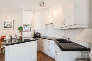 Ruim appartement met 1 slaapkamer te koop te Nieuwpoort, Franslaan 172. Het appartement bevindt zich op de zesde verdieping van de goed...