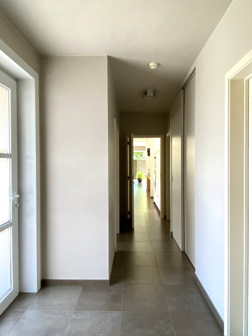 BEDRIJFSWONING/CONCIËRGEWONING MET 4 SLPKS EN TUIN - foto 5