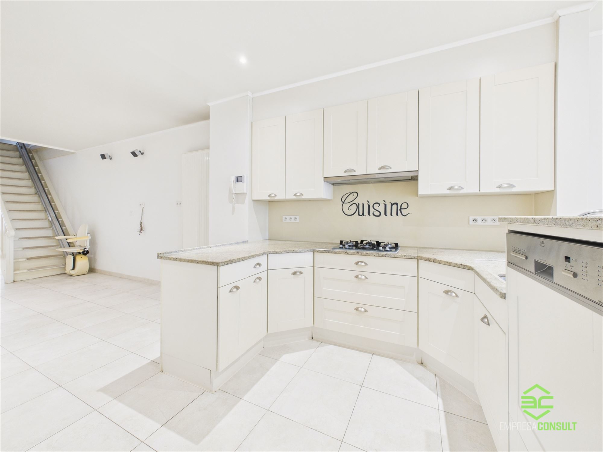 Instapklare woning met 1 slpk in het centrum! - foto 4