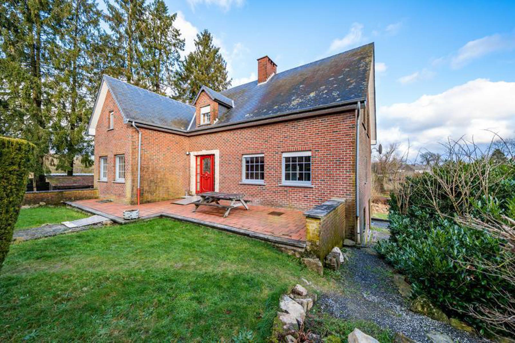 Maison à vendre à Gedinne avec 6 chambres - photo 2