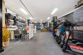 Op zoek naar een centraal gelegen locatie voor jouw winkel, conceptstore of pop-up met een minimum huur van 1 jaar?  Zoek dan niet verder en ontdek...