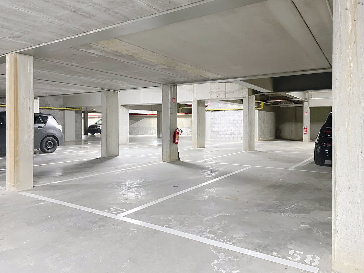 Ondergrondse autostaanplaats te koop in centrum Wilrijk - foto 3
