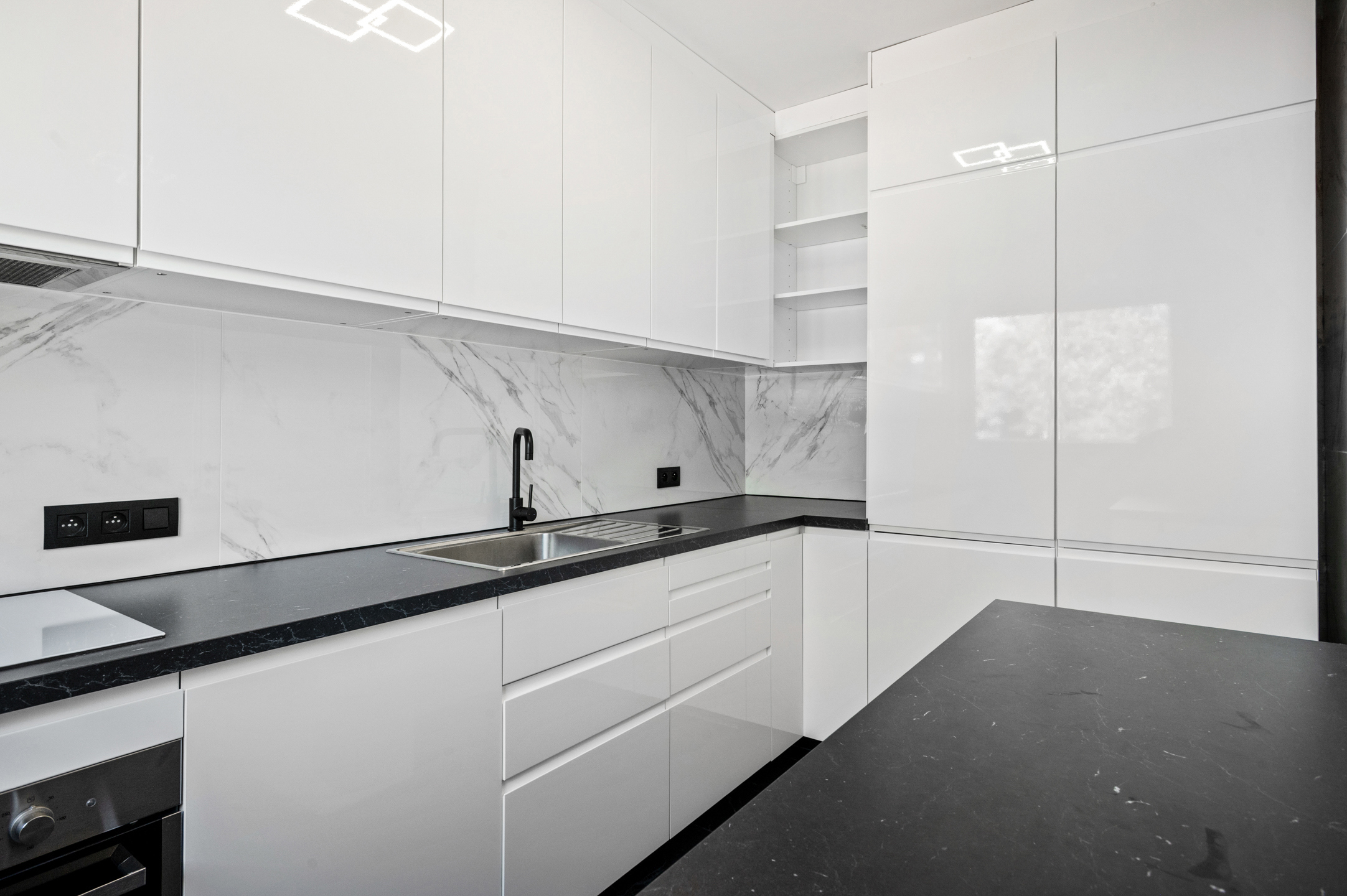 Prachtig gerenoveerd 3-slk-appartement met terras - foto 5