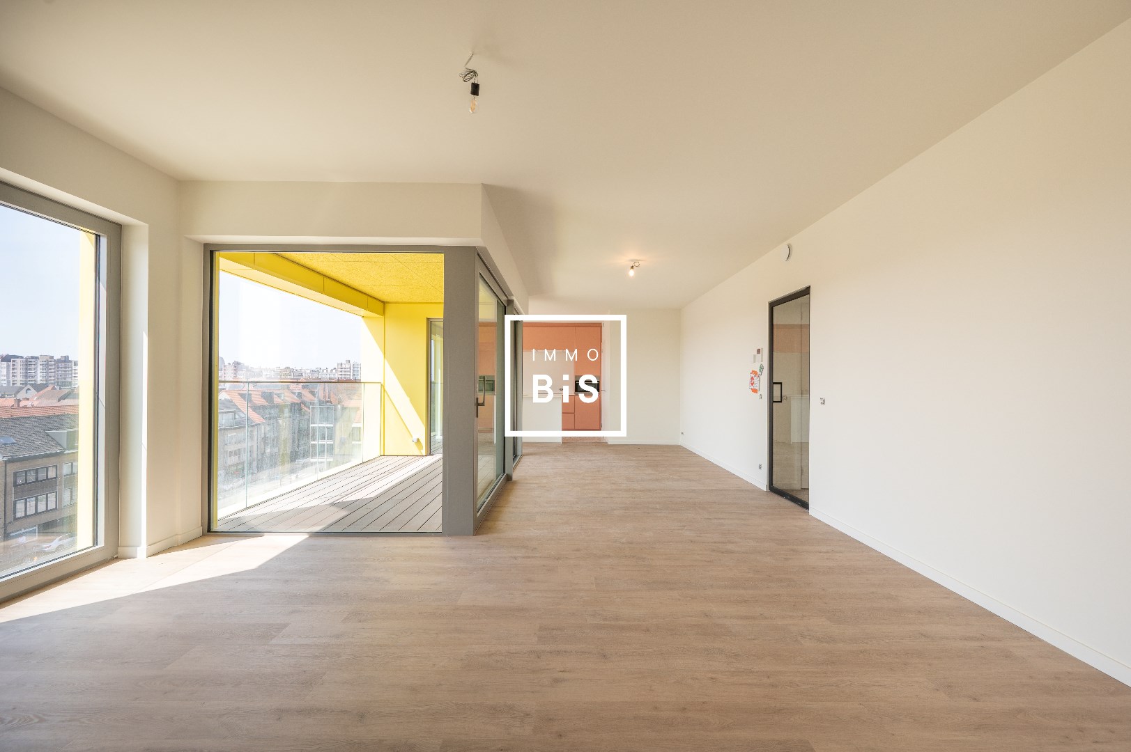 West georiënteerd twee slaapkamer appartement met ruim terras - foto 2