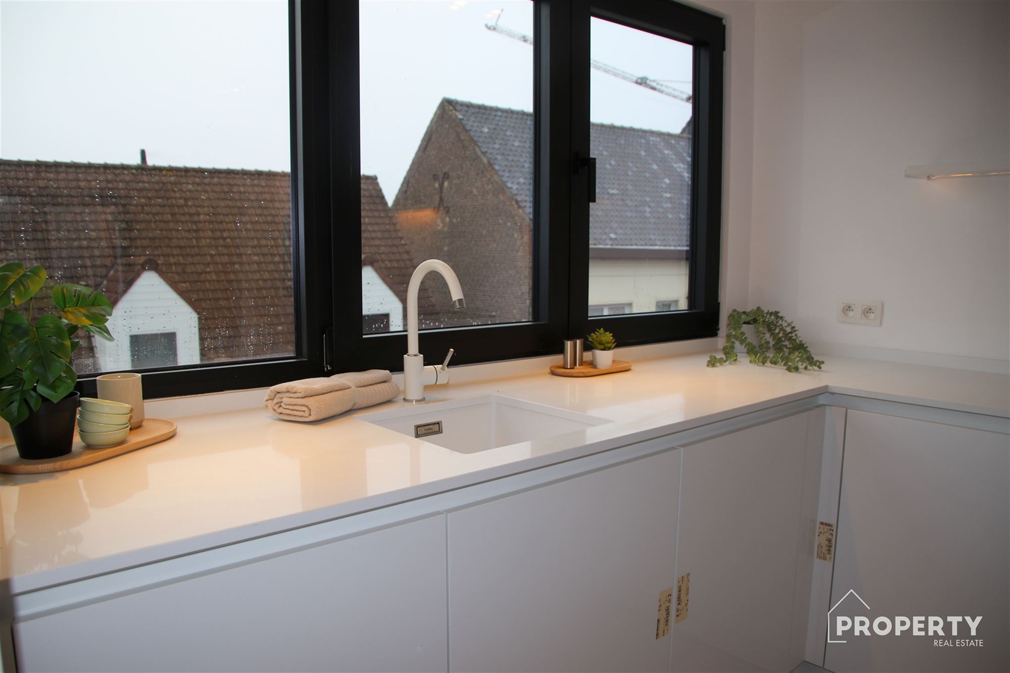 Centraal gelegen 2-slaapkamer appartement - foto 4