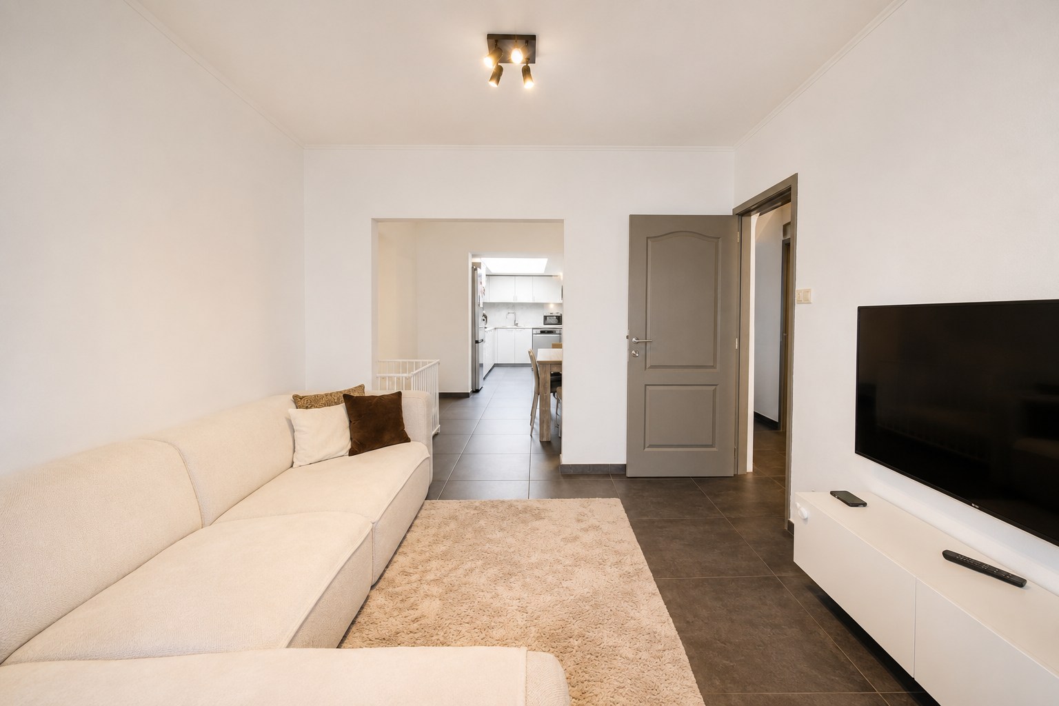 Te koop: Charmante en volledig instapklare woning met 2 slaapkamers en energielabel B in Rumst! - foto 5