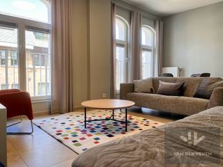 Dit appartement is onmiddellijk beschikbaar!Vaste kosten: € 80,00 per maandGemeubeld éénslaapkamerappartement met ruim terras, ideaal gelegen aan de...