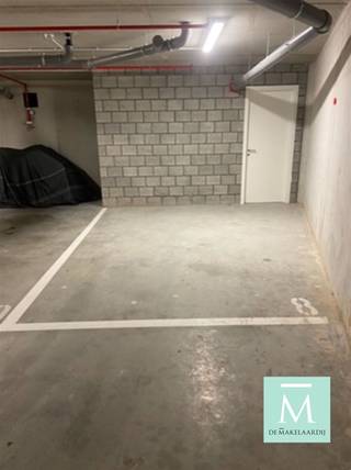 Ondergrondse autostaanplaatsen te huur nabij het centrum van Elzestraat, Sint-Katelijne-WaverIn een recent appartementsgebouw nabij het centrum van...