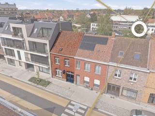 Op zoek naar een woning met ruimte, charme en eindeloos potentieel? Deze te renoveren eigendom in een gegeerde buurt van Ieper biedt het allemaal.Bij...