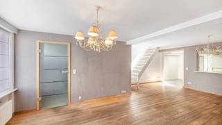 Op een interessante locatie te Knokke vlakbij de sportvelden, verkopen wij deze leuke woning voorzien een groot ingesloten zonneterras. Deze...