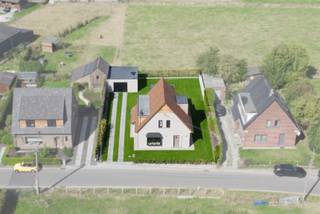 PRACHTIG GERENOVEERDE VRIJSTAANDE WONING MET 3 SLAAPKAMERS, ZONNEPANELEN, GARAGE EN TUIN MET PRACHTIG ZICHTBen je op zoek naar een instapklare én...