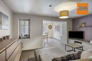  Ontdek dit unieke vastgoedaanbod dat perfect inspeelt op de wensen van zowel investeerders als particulieren. Deze eigendom op een perceel van...