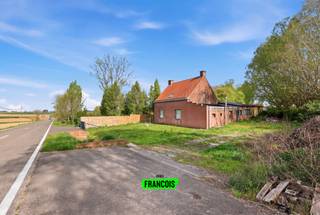 In Nieuwkerke (Heuvelland) bevindt zich deze alleenstaande woning. Deze woning is gelegen richting Dranouter en heeft een totale oppervlakte...