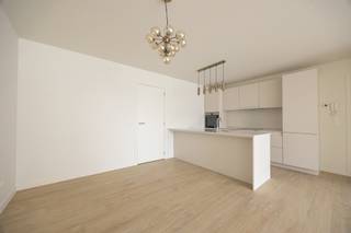 Apartment for rent in Stabroek