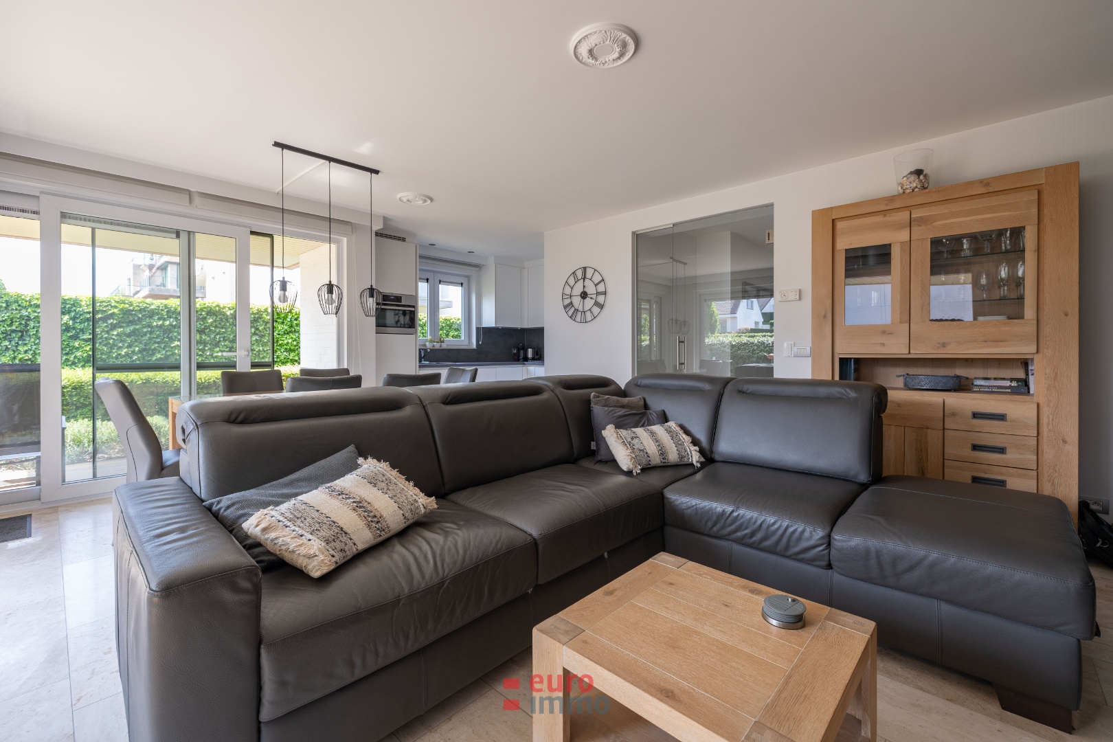 Magnifique appartement d’angle avec terrasse ensoleillée! - photo 4