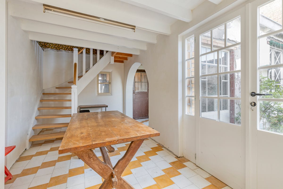 Maison avec jardin et garage à Adinkerke à rénover. - photo 4