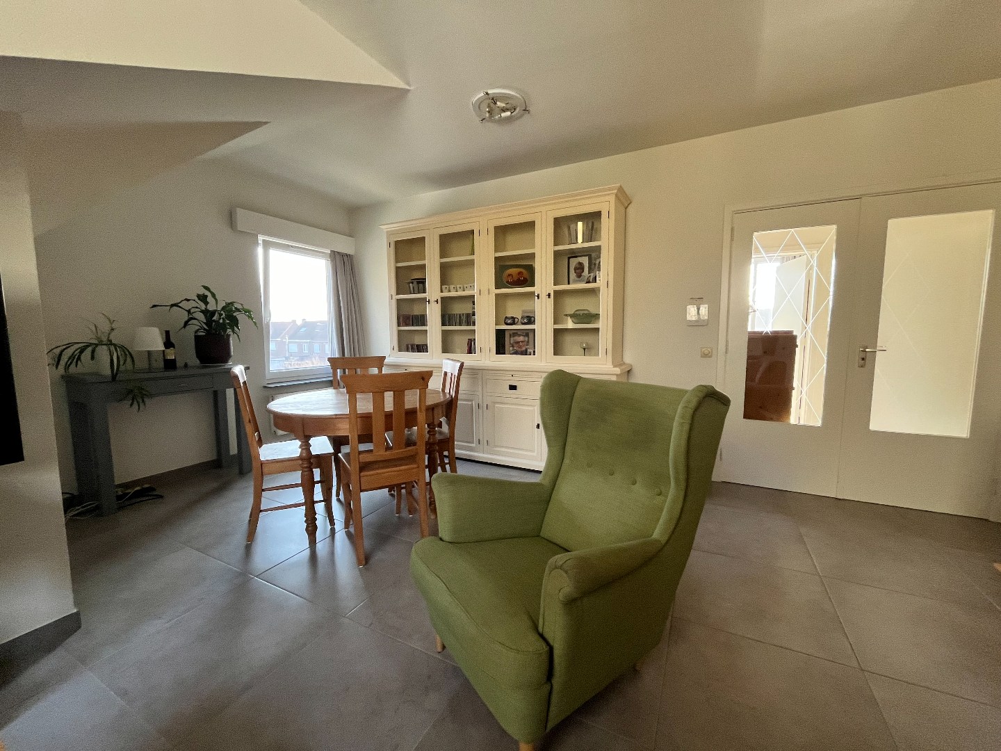 Hedendaags appartement met garage - foto 5