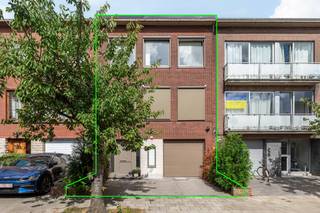 Gezellige woning in de Emiel Gebruersstraat te Borgerhout, op wandelafstand van het prachtige Rivierenhof, hét groene hart van Antwerpen met...