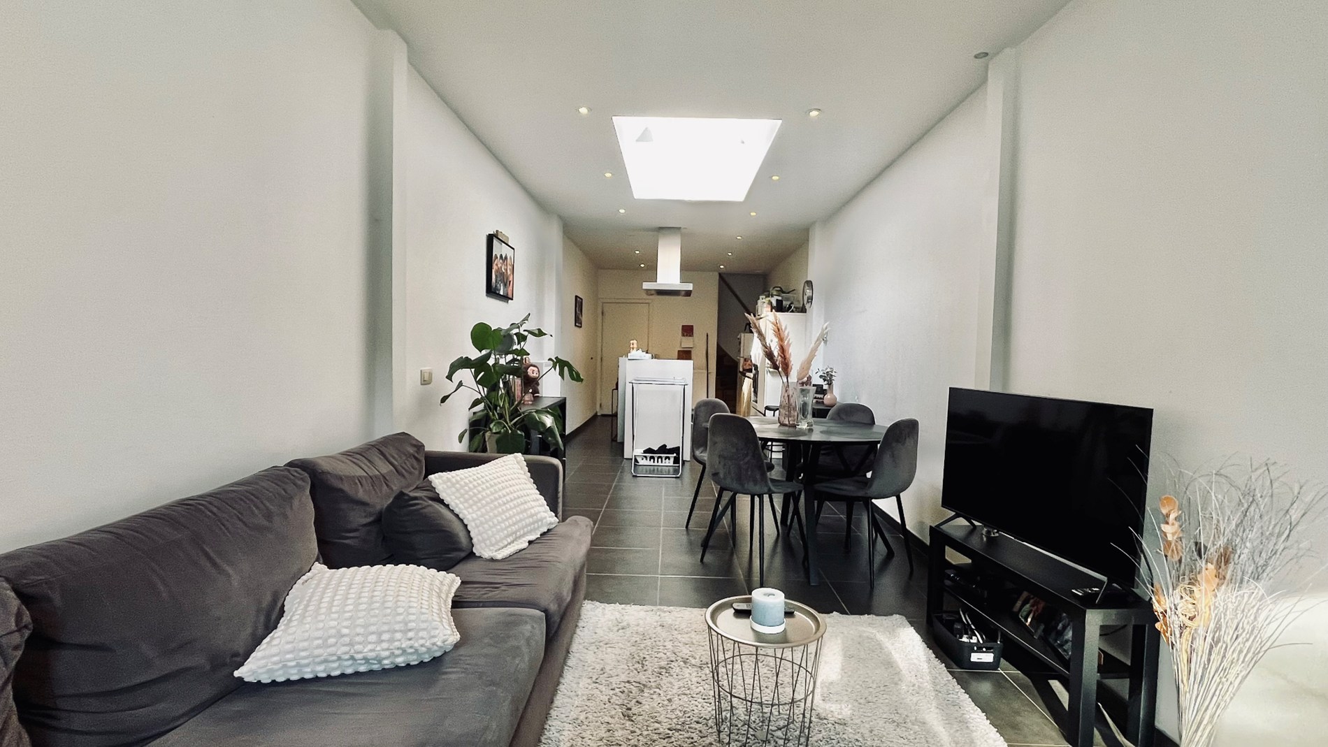 Ruime woning met 3 kamers, kelder en een stadstuin - foto 4