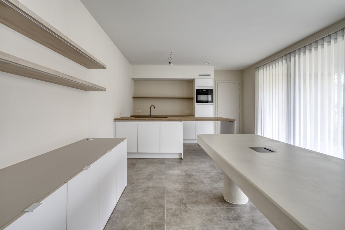 Appartement moderne avec possibilité de bureau ou de cabinet - photo 3